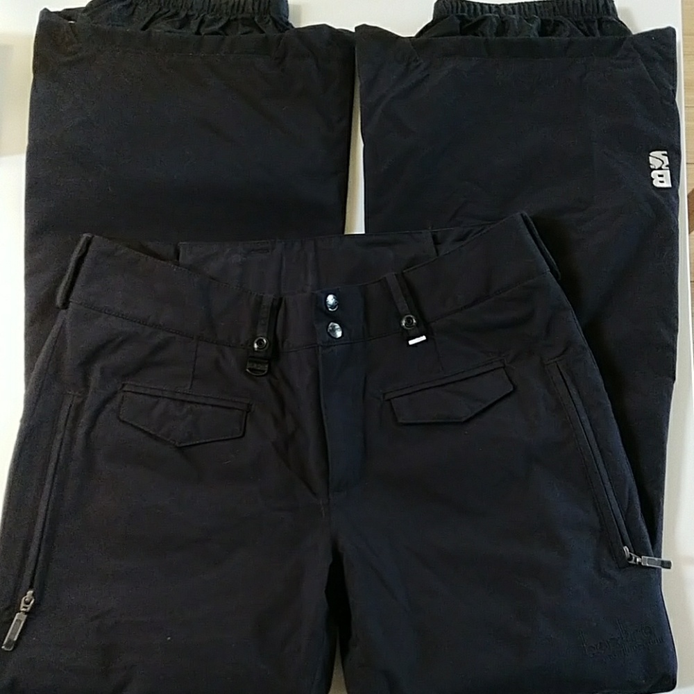 Blk Echo bonfire women's large snowboarding pant.